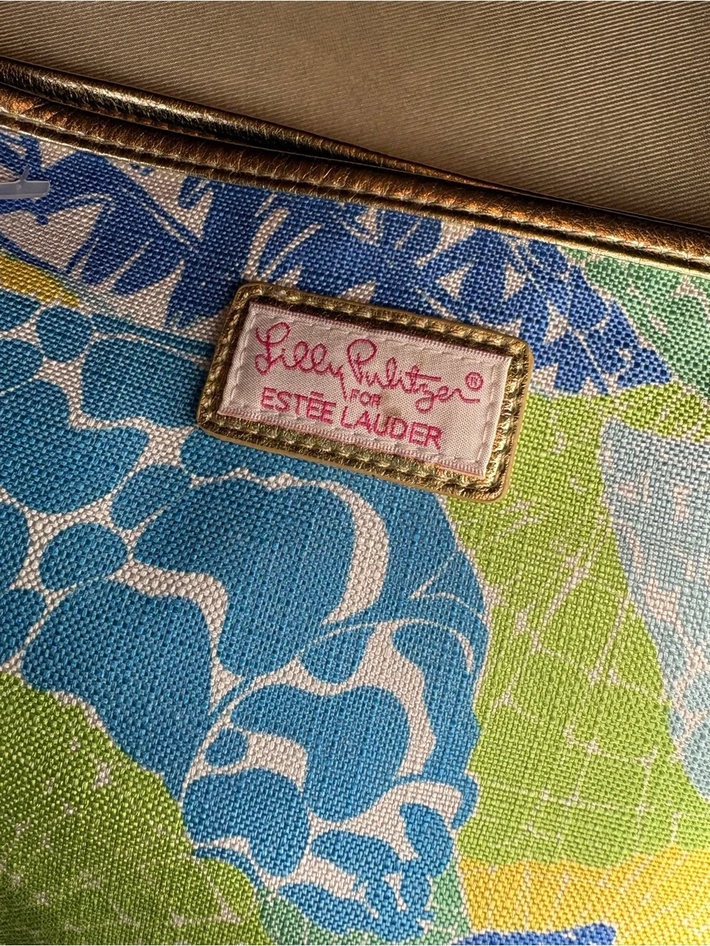 Estée Lauder x Lilly Pulitzer Blue & Yellow Shell-Print Cosmetic Pouch